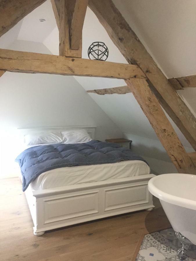 La Grosse Pierre Villa Mehers Eksteriør billede